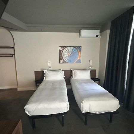 Hotel 22 Marzo Milano Dış mekan fotoğraf